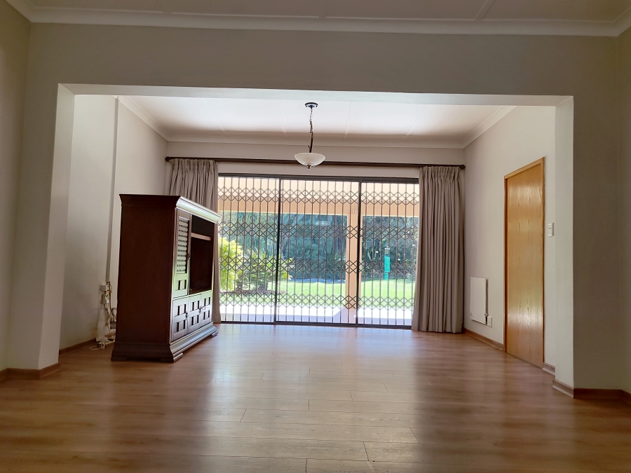 5 Bedroom Property for Sale in Stilfontein North West